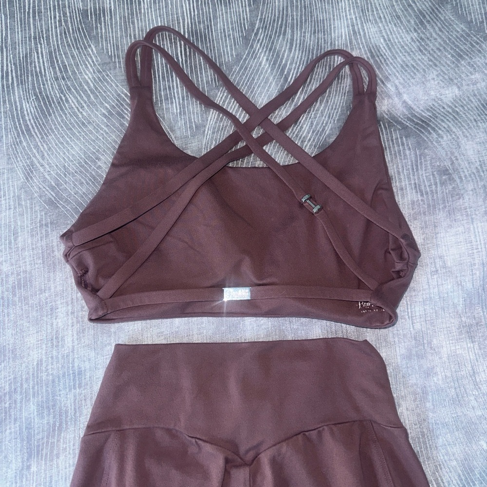 Bombshell Sportswear Brown Leggings Mauve Set - Picture 8 of 13